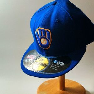 NWT‎ Blue Milwaukee Brewers Official Players Baseball Hat